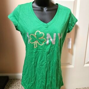 New York & Company "I Love NY" V-neck Shamrock ☘️ T-shirt NWT